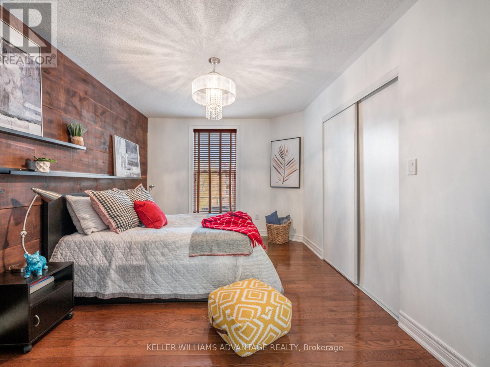 34 Fairhead Mews, Toronto (east End-danforth), Ontario