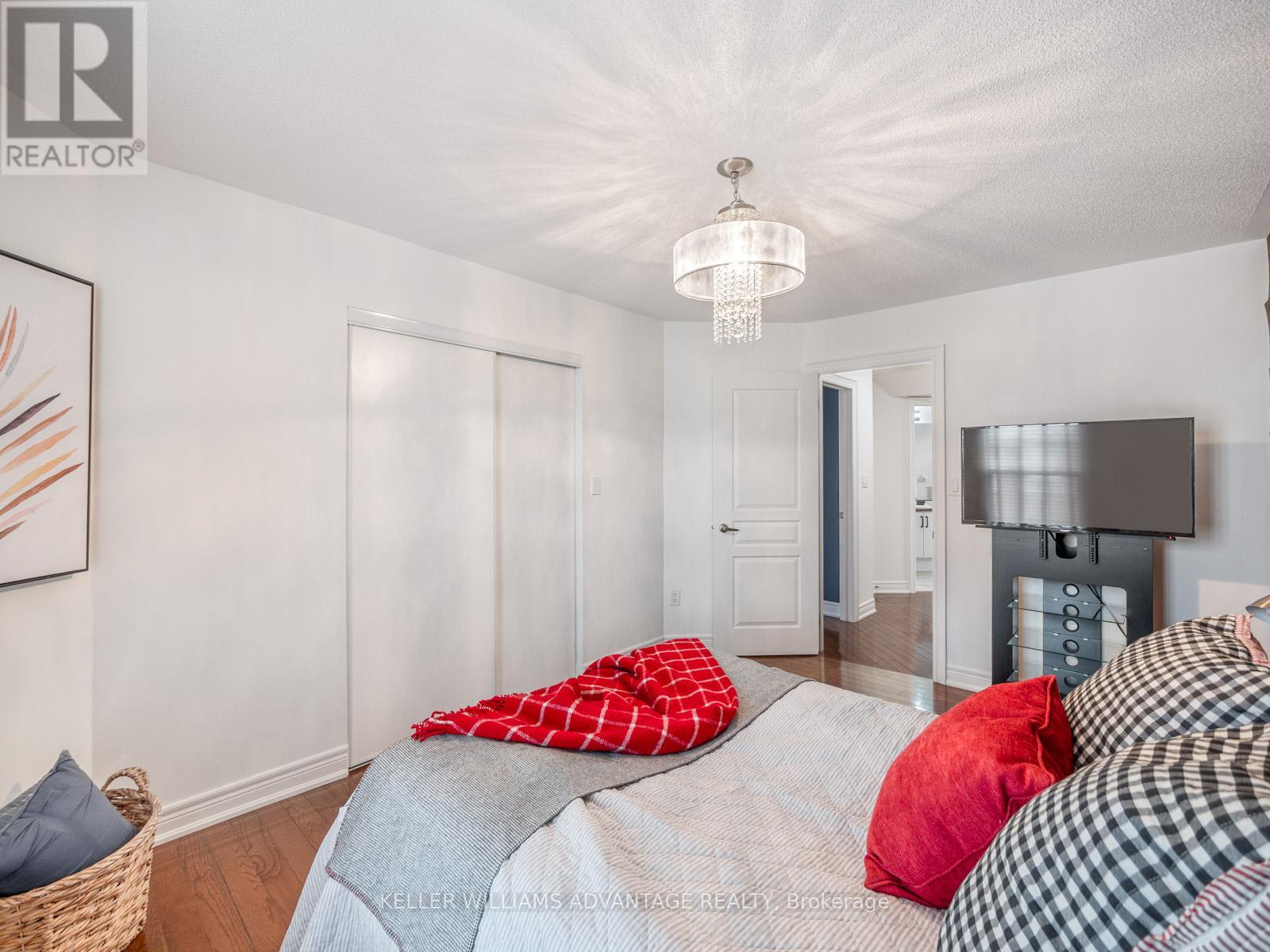 34 Fairhead Mews, Toronto (east End-danforth), Ontario