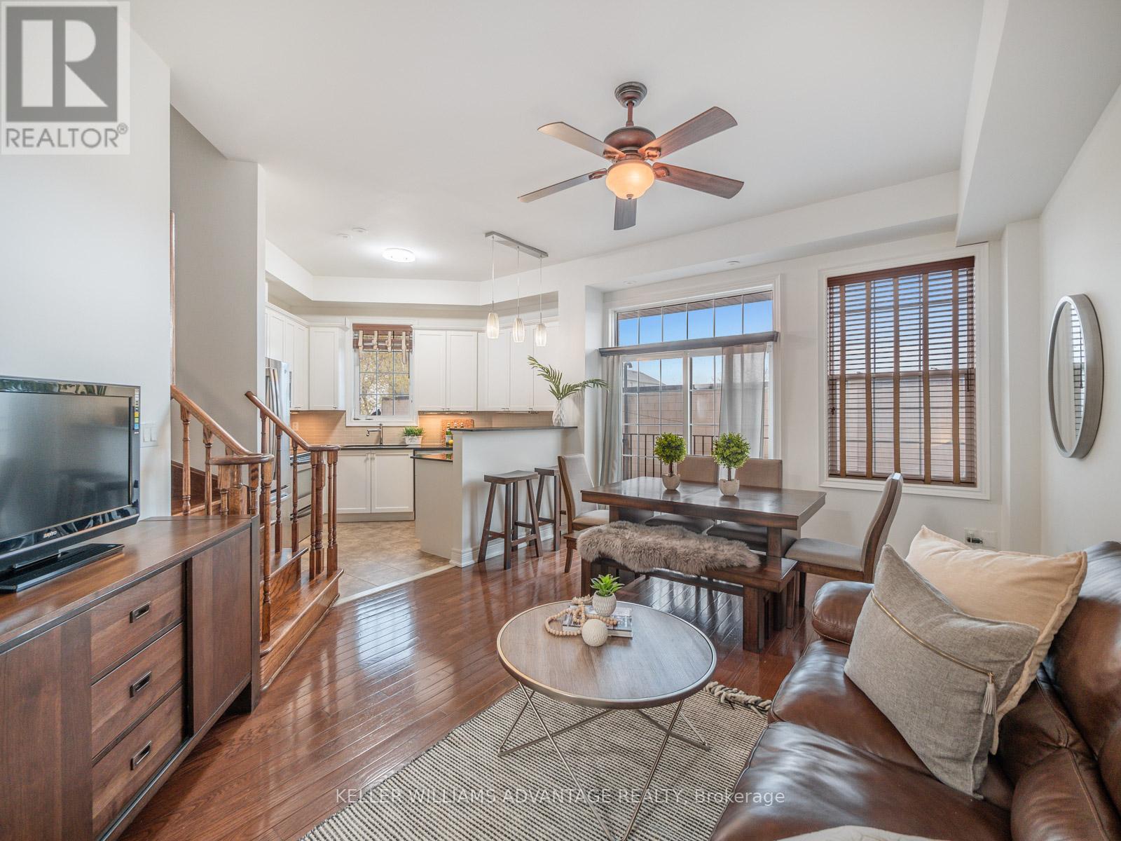34 Fairhead Mews, Toronto (east End-danforth), Ontario