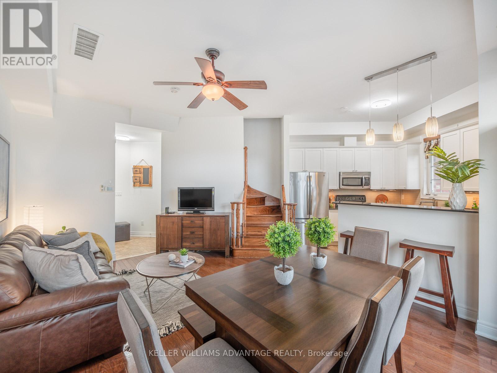 34 Fairhead Mews, Toronto (east End-danforth), Ontario