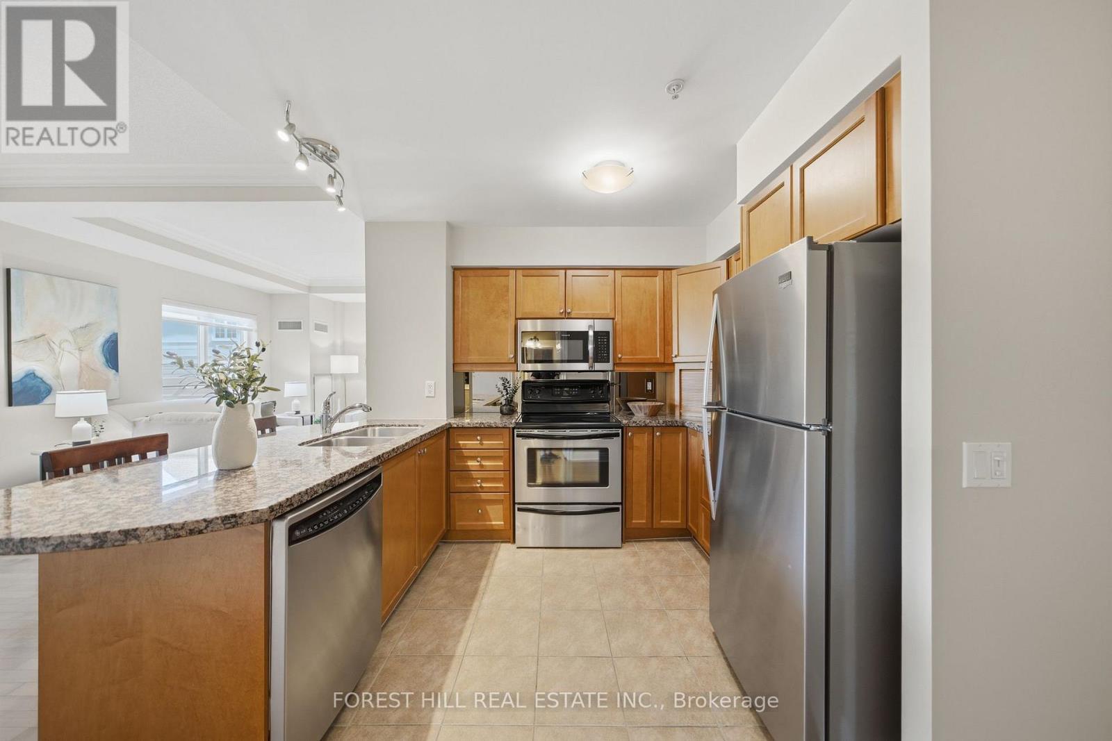 211 - 12 Rean Drive, Toronto (bayview Village), Ontario