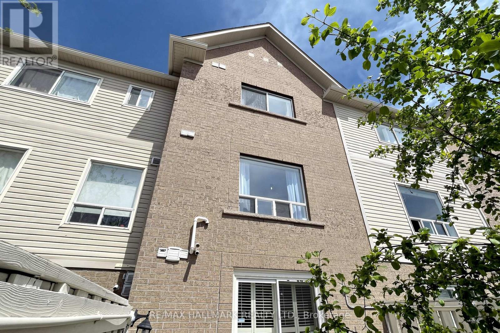 132 - 36 Jenkinson Way, Toronto (dorset Park), Ontario