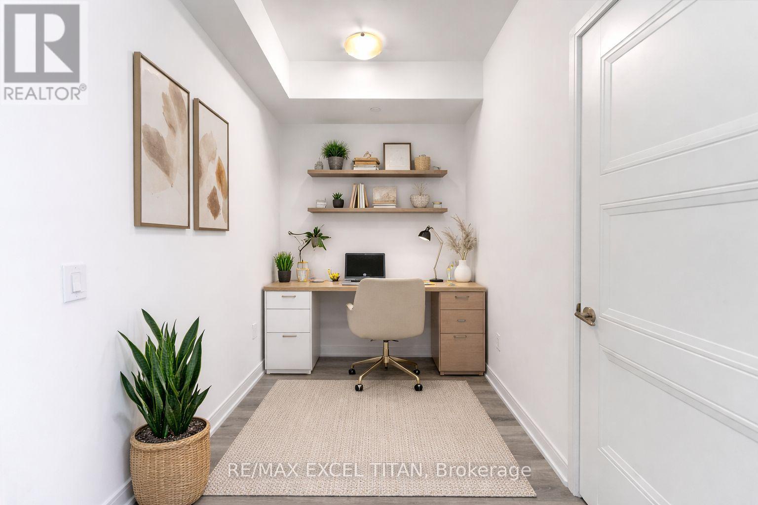 205 - 25 Neighbourhood Lane, Toronto (stonegate-queensway), Ontario