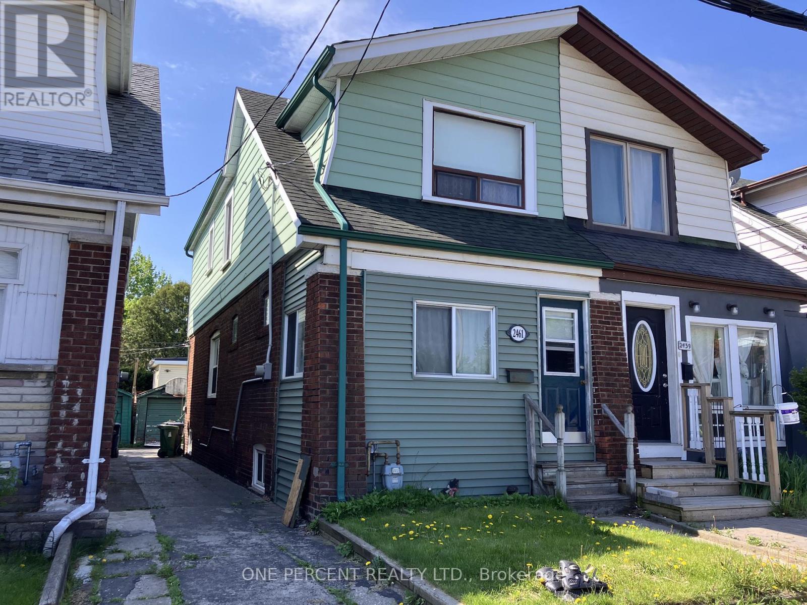 2461 Gerrard Street E, Toronto (east End-danforth), Ontario