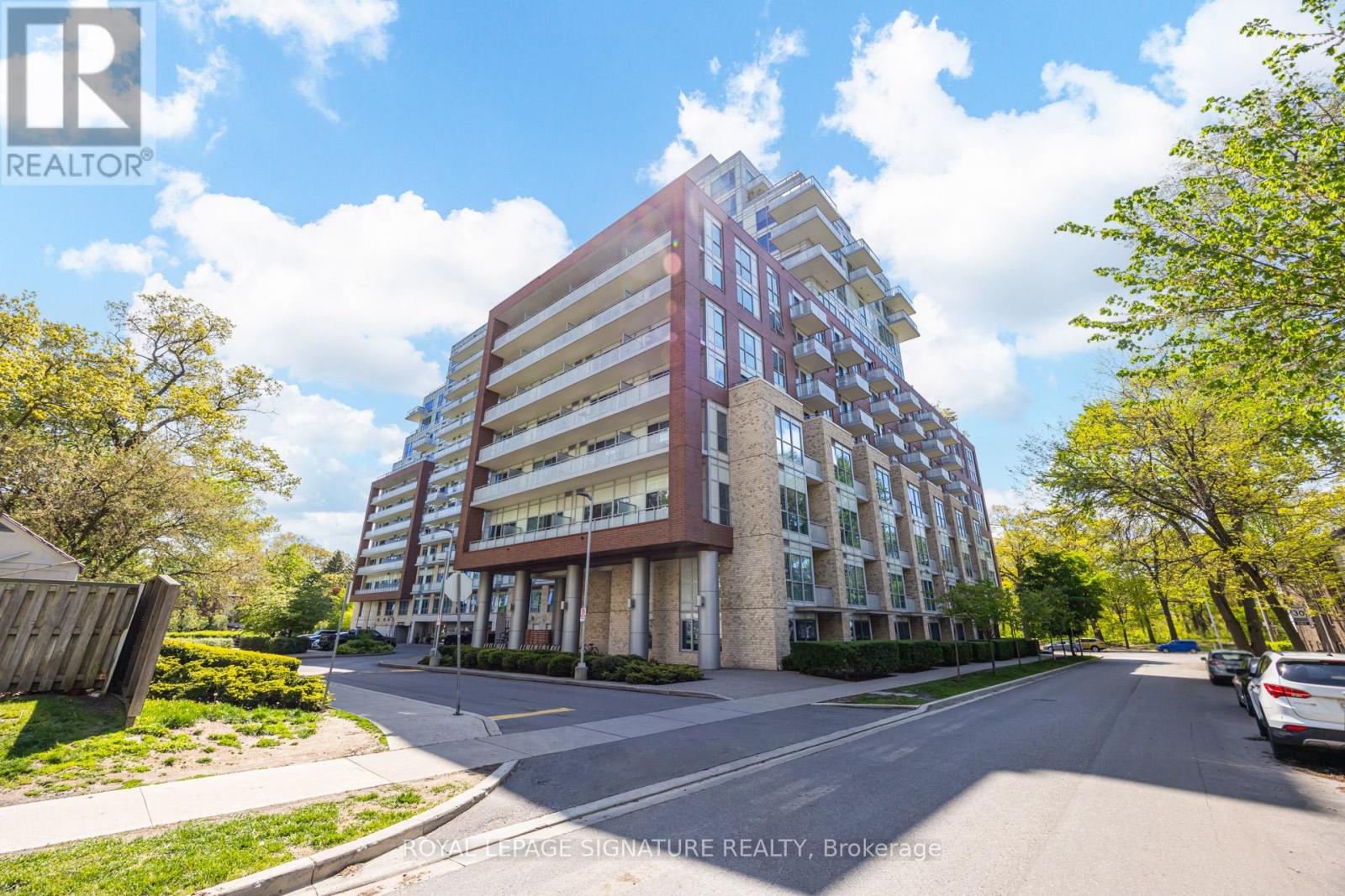 920 - 1830 Bloor Street W, Toronto (high Park North), Ontario