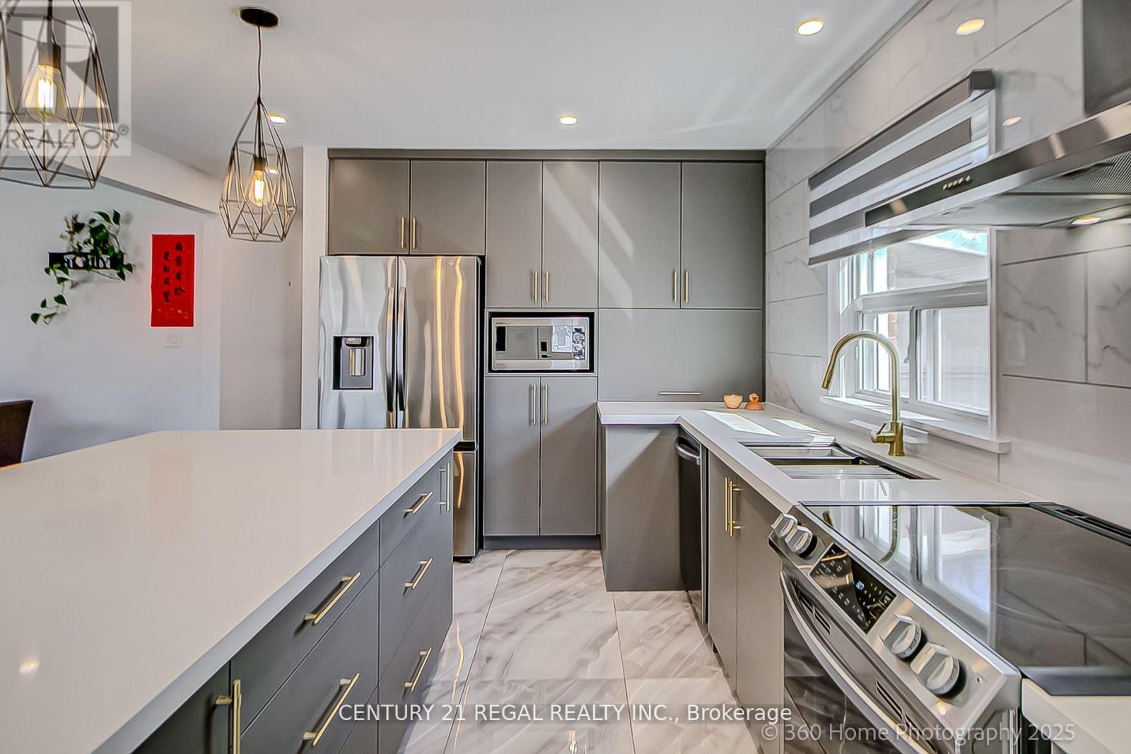 17 Electro Road, Toronto (wexford-maryvale), Ontario