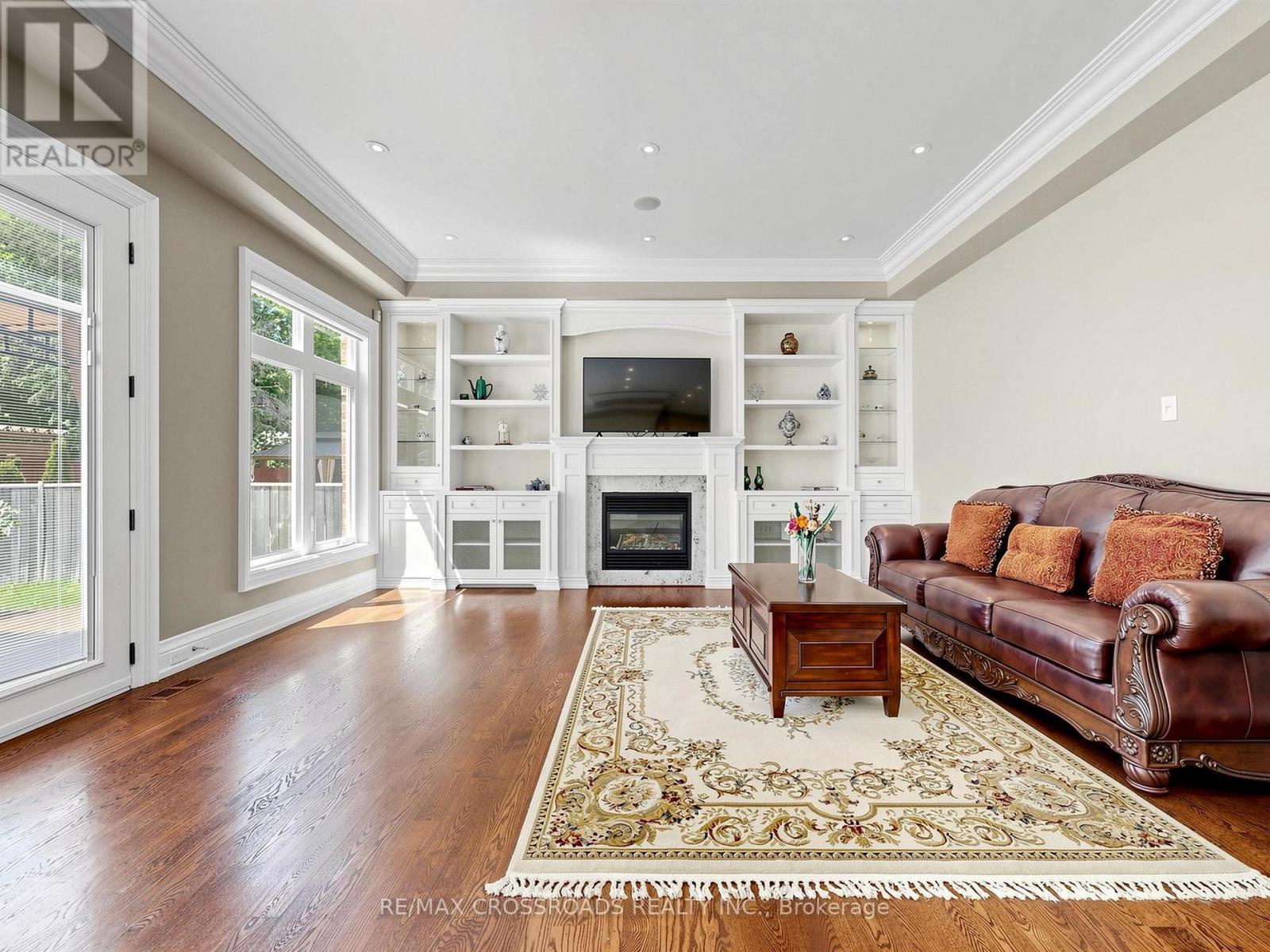 351 Patricia Avenue, Toronto (newtonbrook West), Ontario