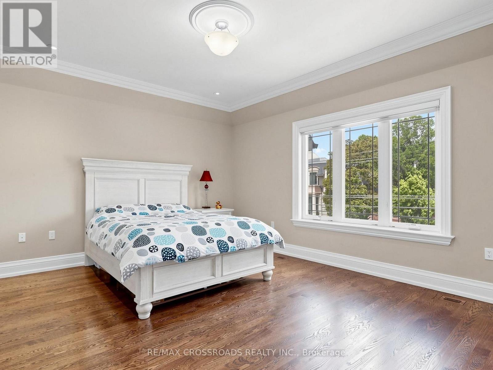 351 Patricia Avenue, Toronto (newtonbrook West), Ontario