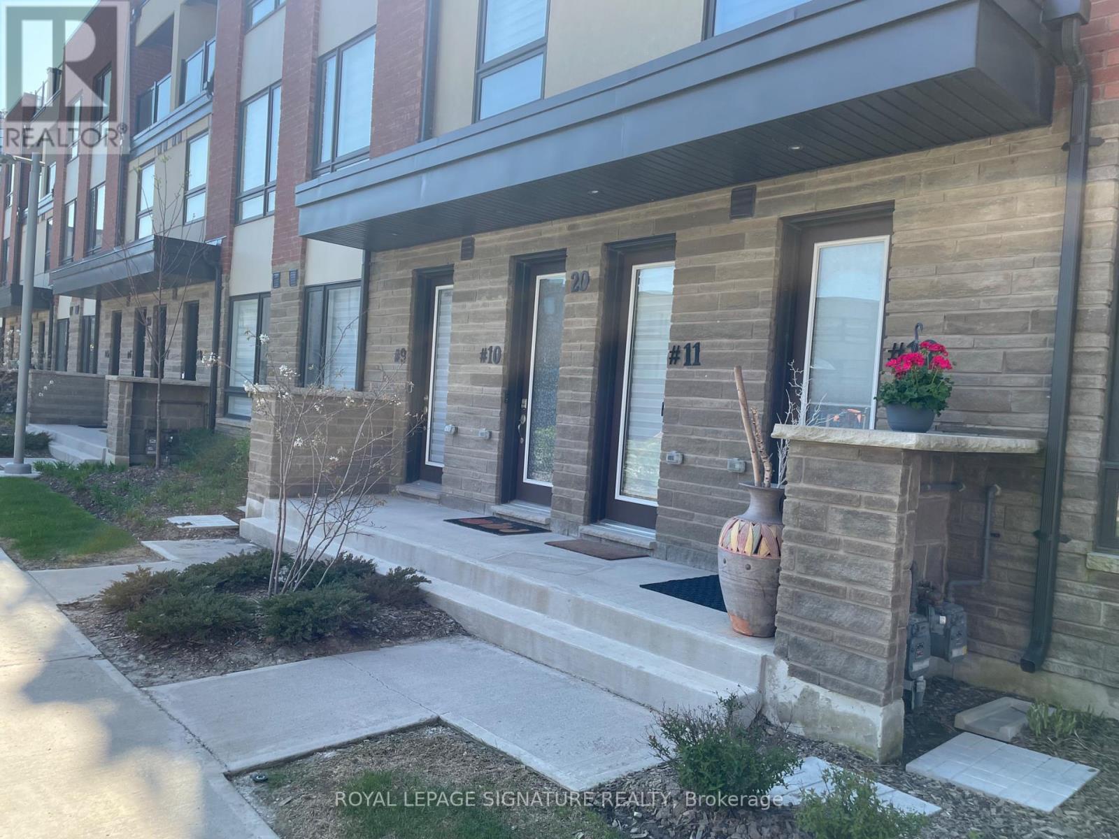 11 - 20 Woodstream Drive, Toronto (west Humber-clairville), Ontario