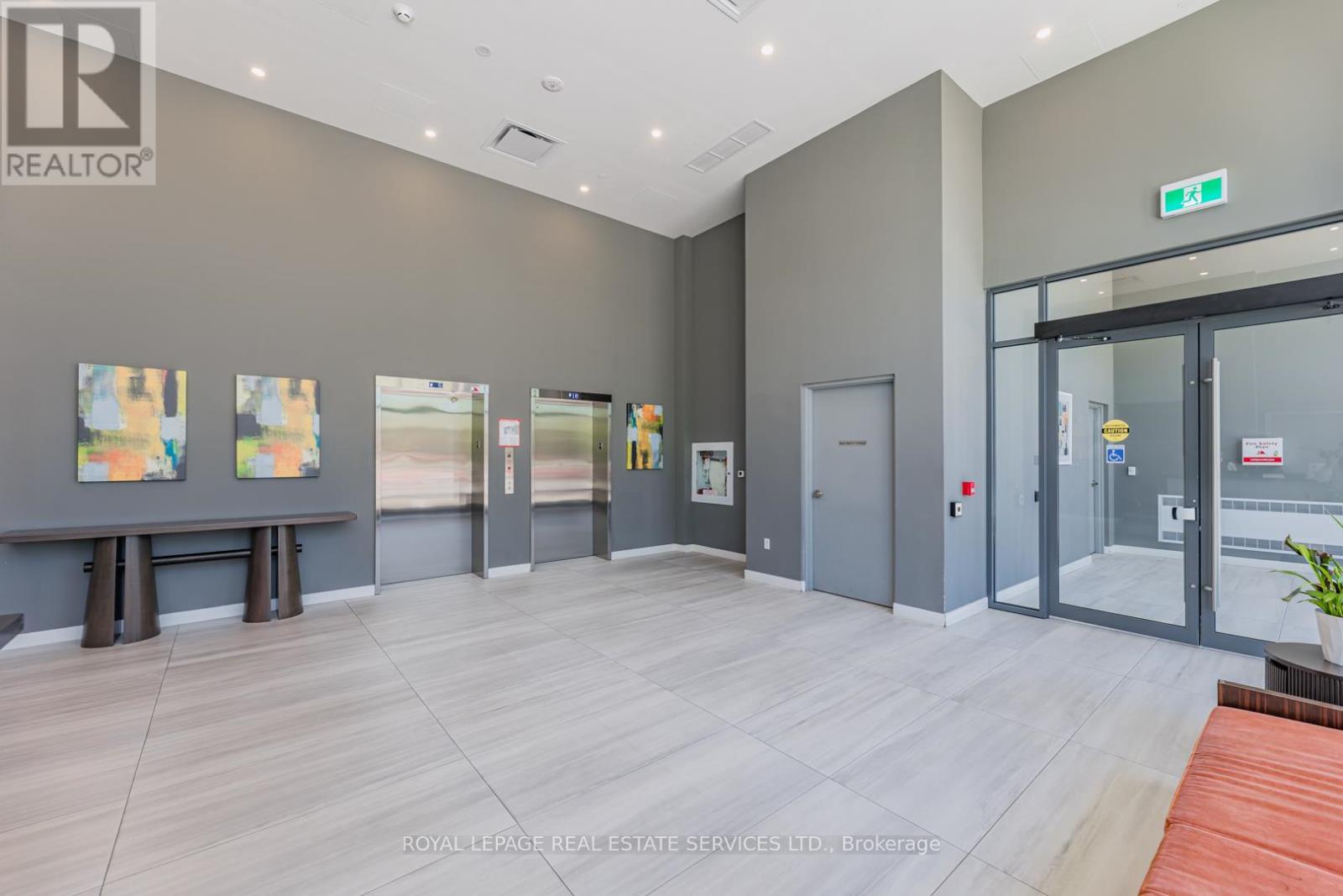 502 - 859 The Queensway, Toronto (stonegate-queensway), Ontario