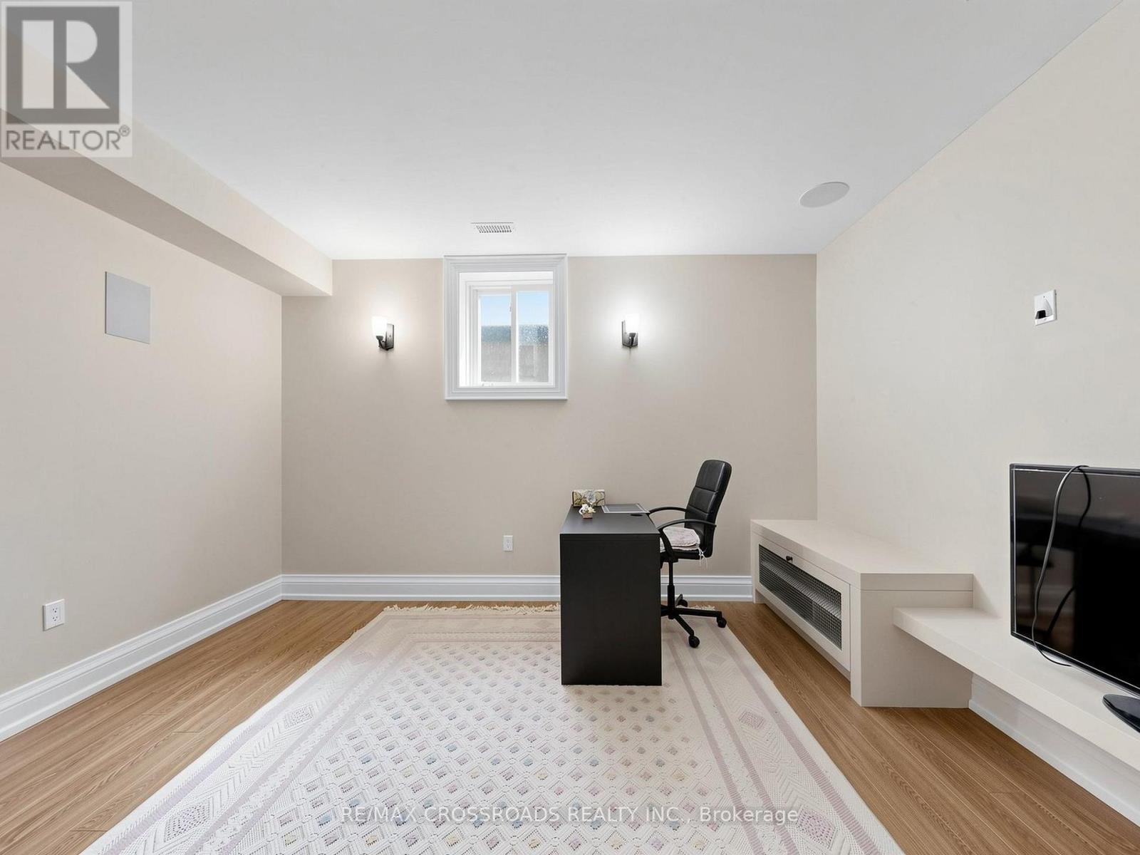 351 Patricia Avenue, Toronto (newtonbrook West), Ontario