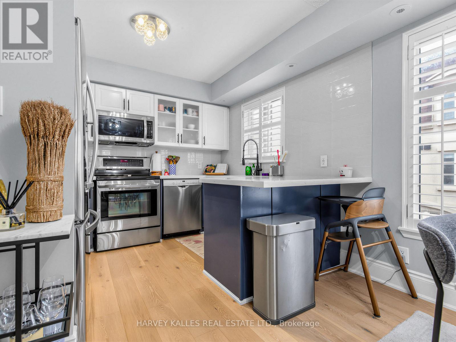 420 - 34 Western Battery Road, Toronto (niagara), Ontario