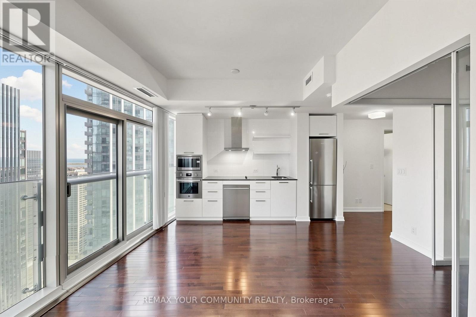 3901 - 12 York Street, Toronto (waterfront Communities), Ontario