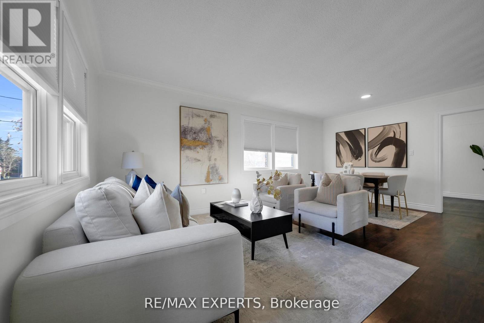 4 Larchmere Avenue, Toronto (humber Summit), Ontario