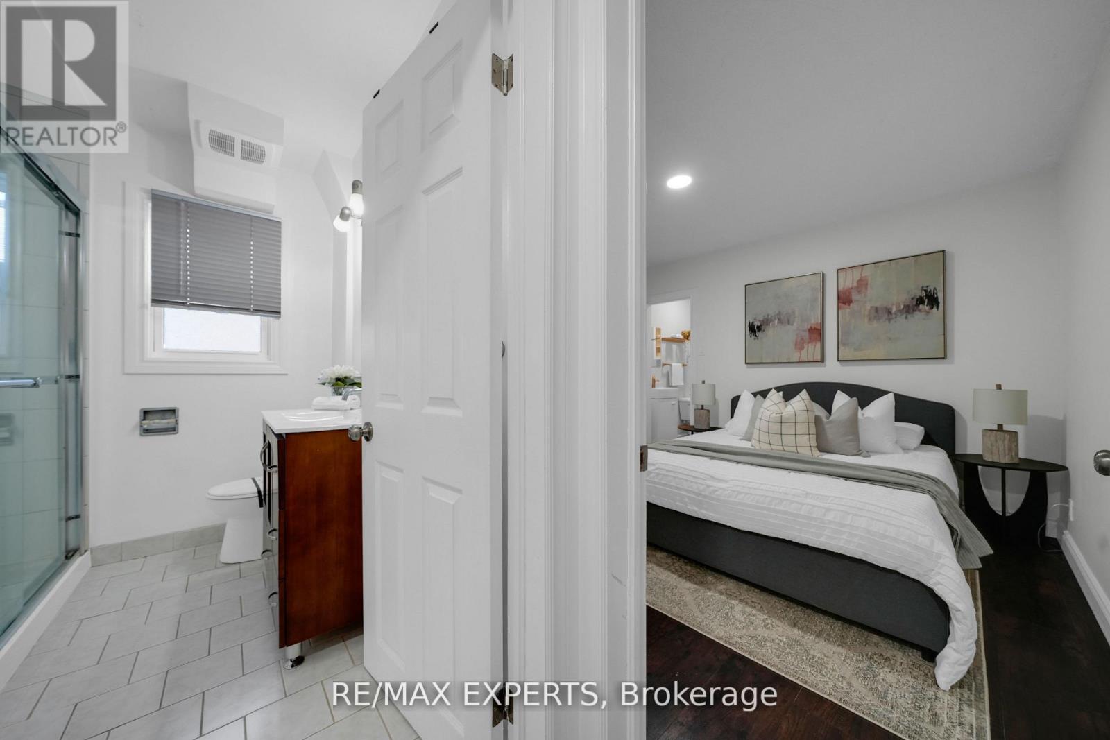 4 Larchmere Avenue, Toronto (humber Summit), Ontario