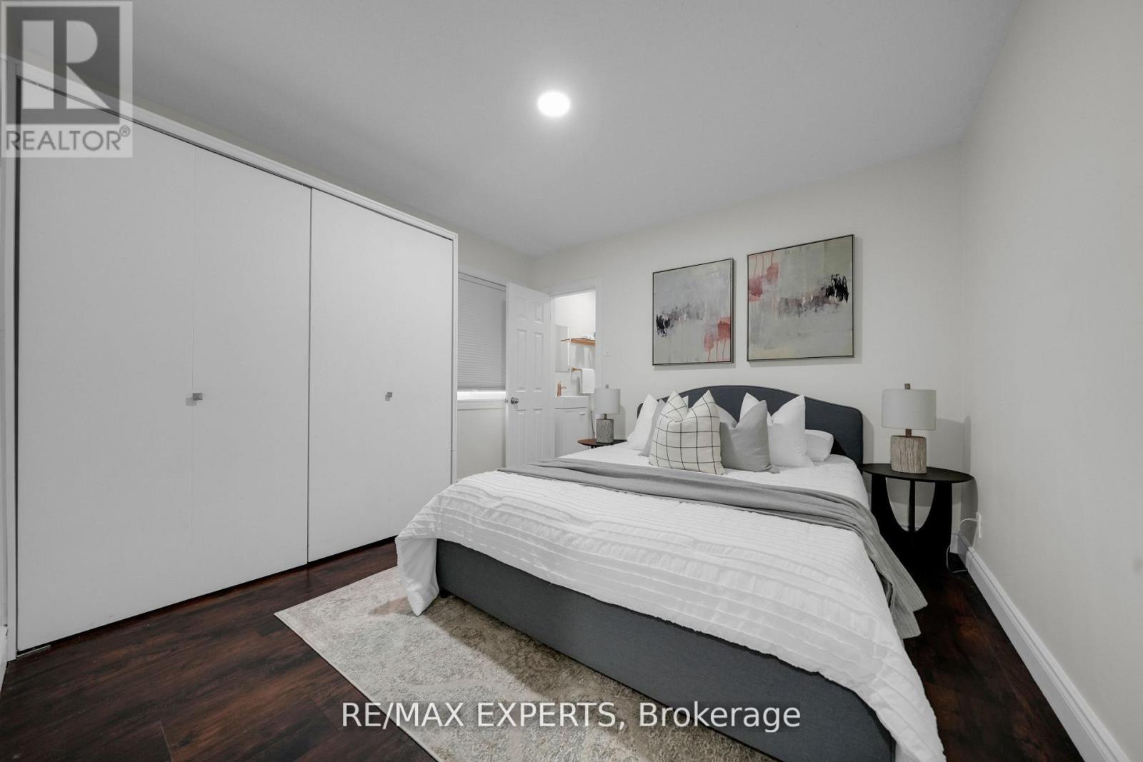 4 Larchmere Avenue, Toronto (humber Summit), Ontario
