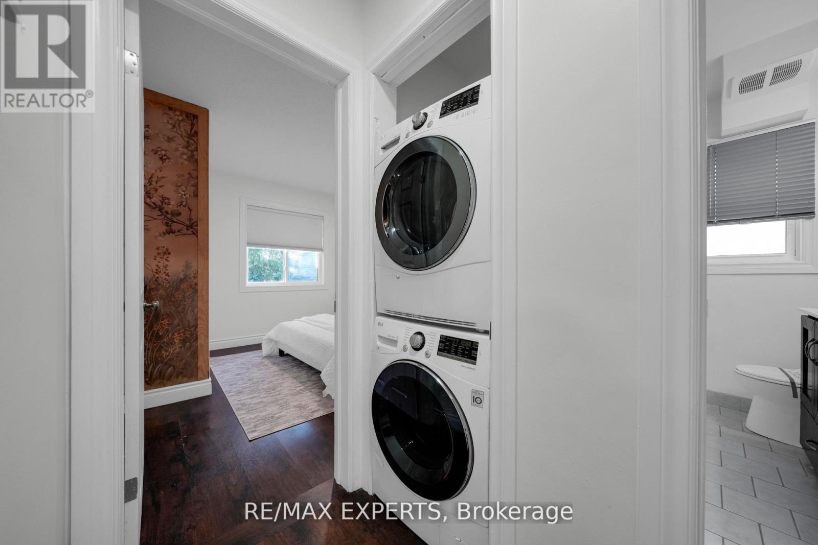 4 Larchmere Avenue, Toronto (humber Summit), Ontario