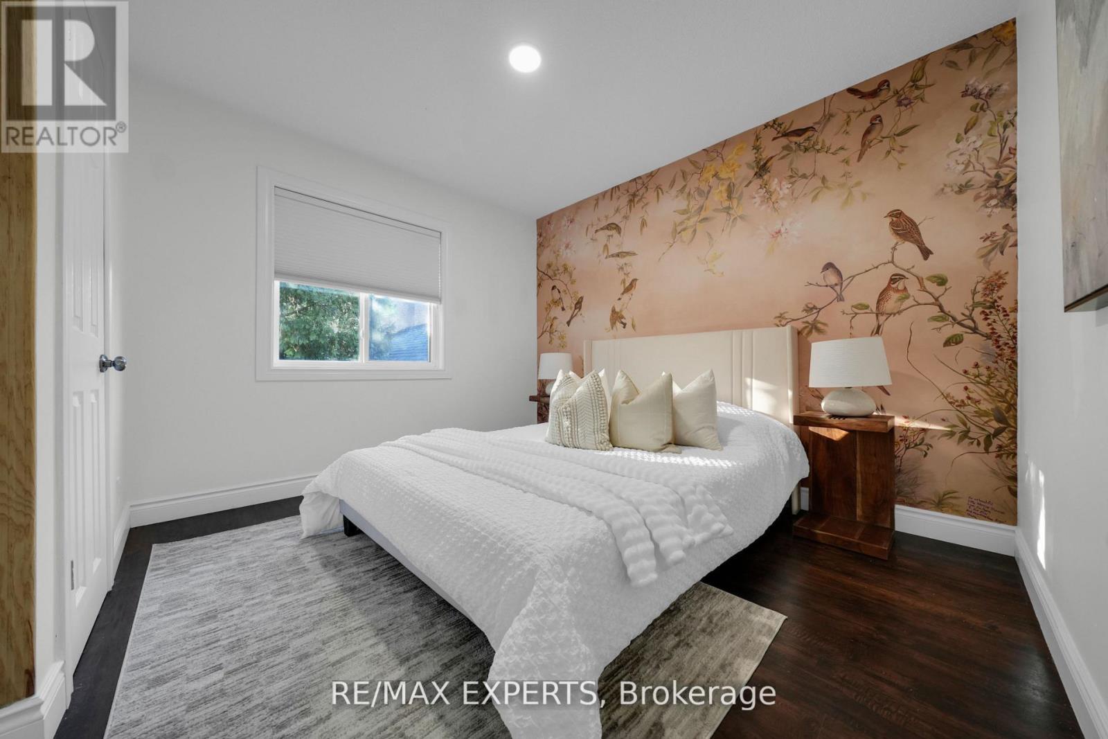 4 Larchmere Avenue, Toronto (humber Summit), Ontario