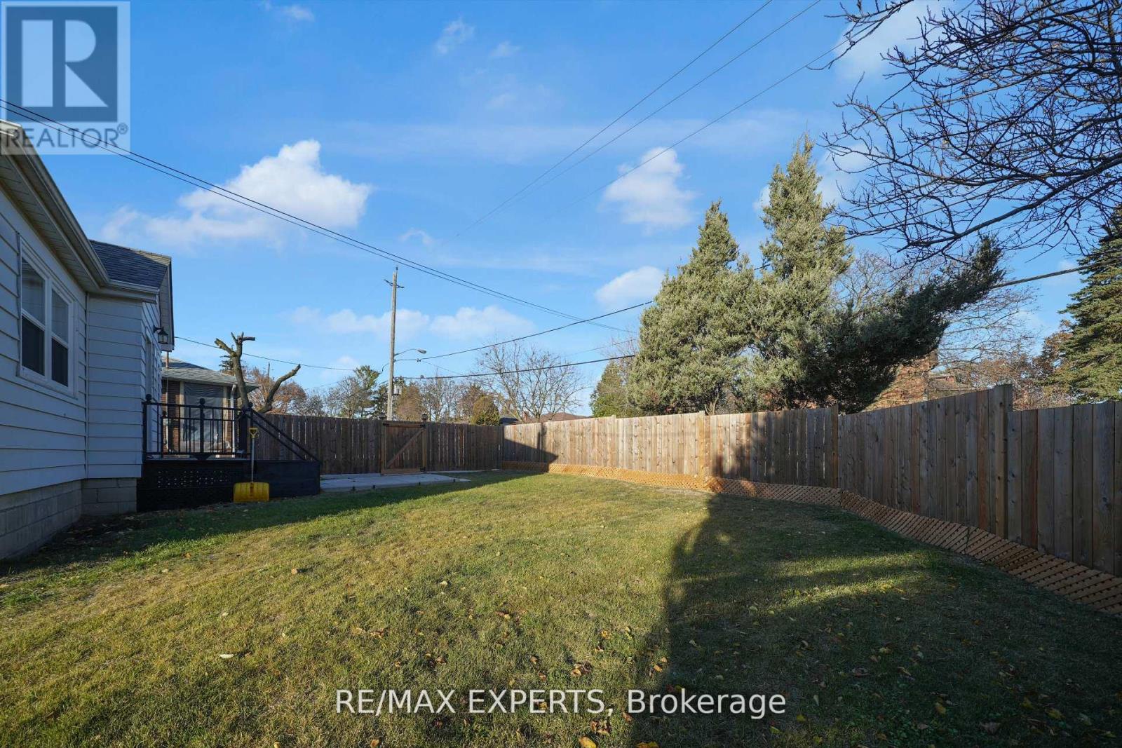 4 Larchmere Avenue, Toronto (humber Summit), Ontario