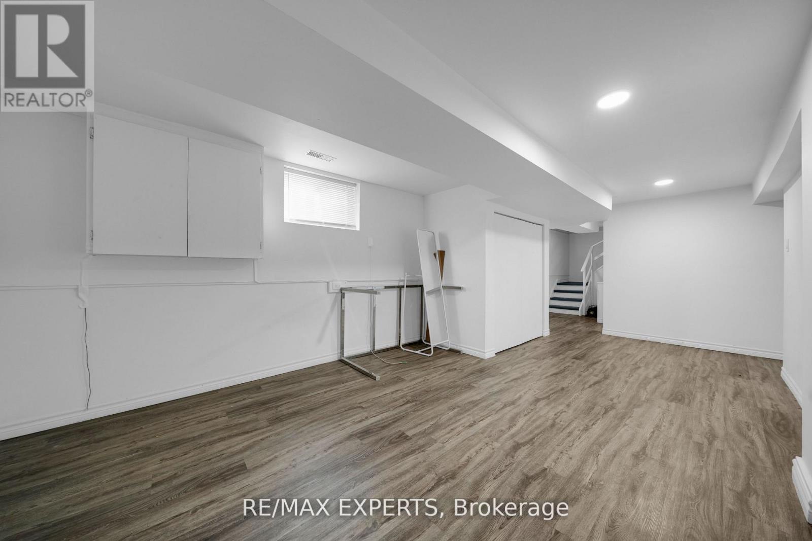 4 Larchmere Avenue, Toronto (humber Summit), Ontario