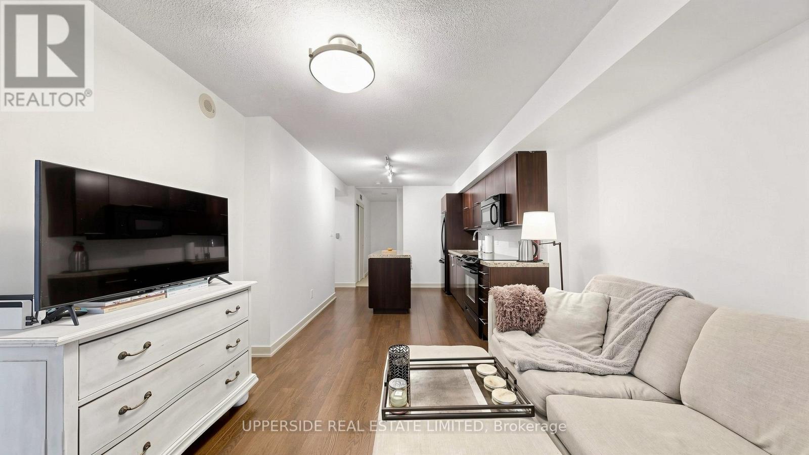 607 - 126 Simcoe Street, Toronto (waterfront Communities), Ontario
