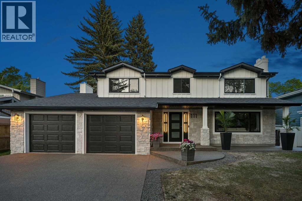 111 Canata Close Sw, Calgary, Alberta