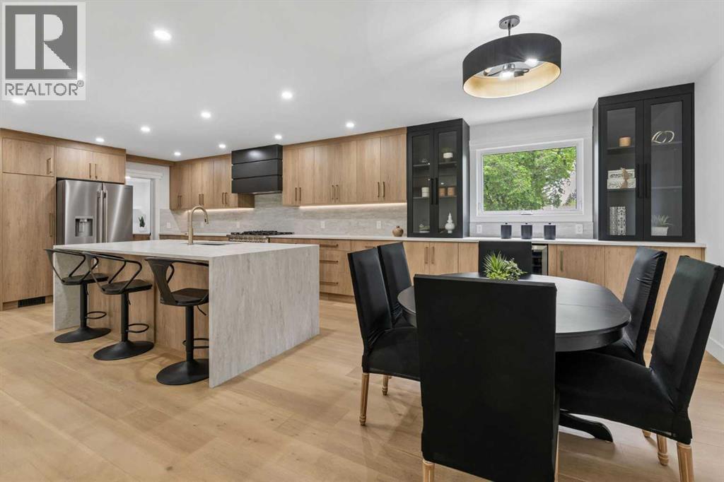 111 Canata Close Sw, Calgary, Alberta