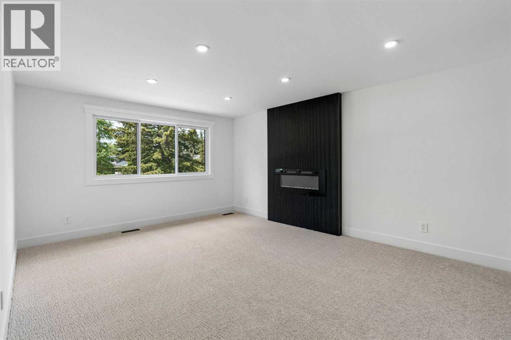 111 Canata Close Sw, Calgary, Alberta