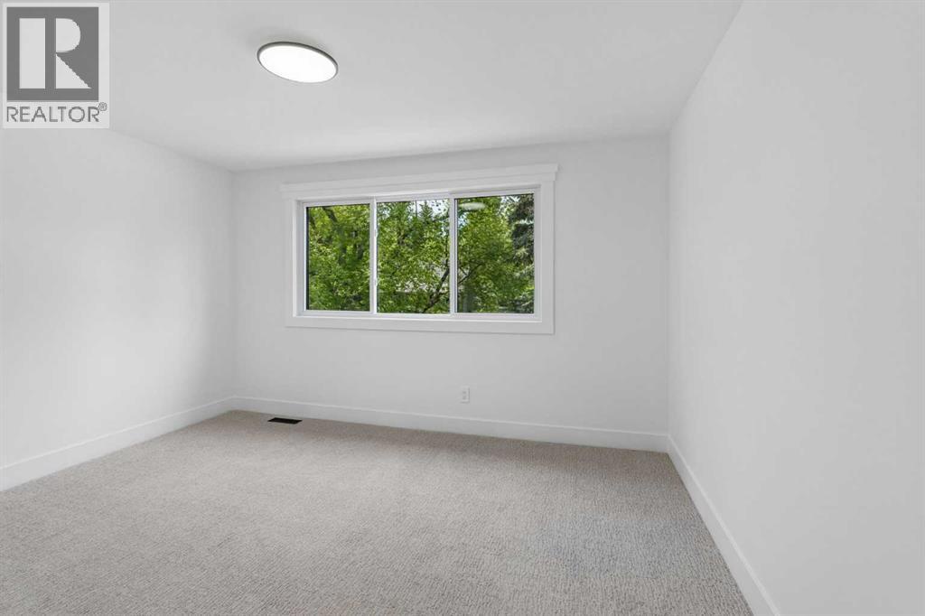 111 Canata Close Sw, Calgary, Alberta