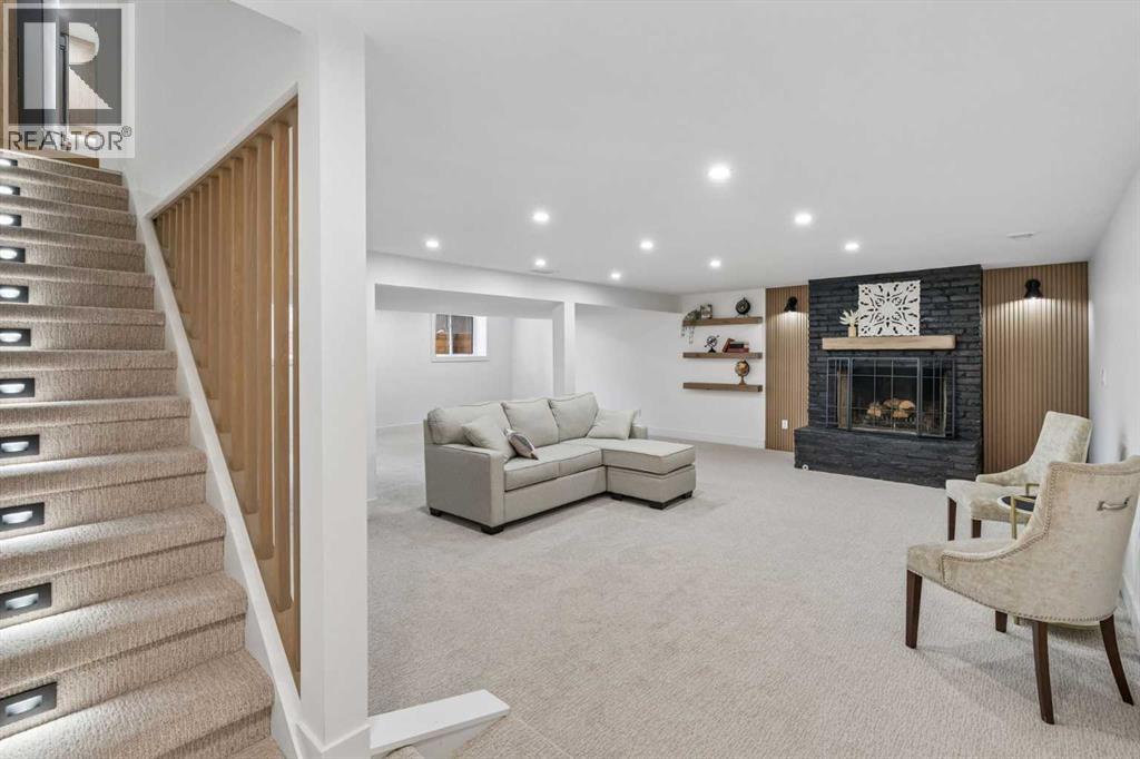 111 Canata Close Sw, Calgary, Alberta
