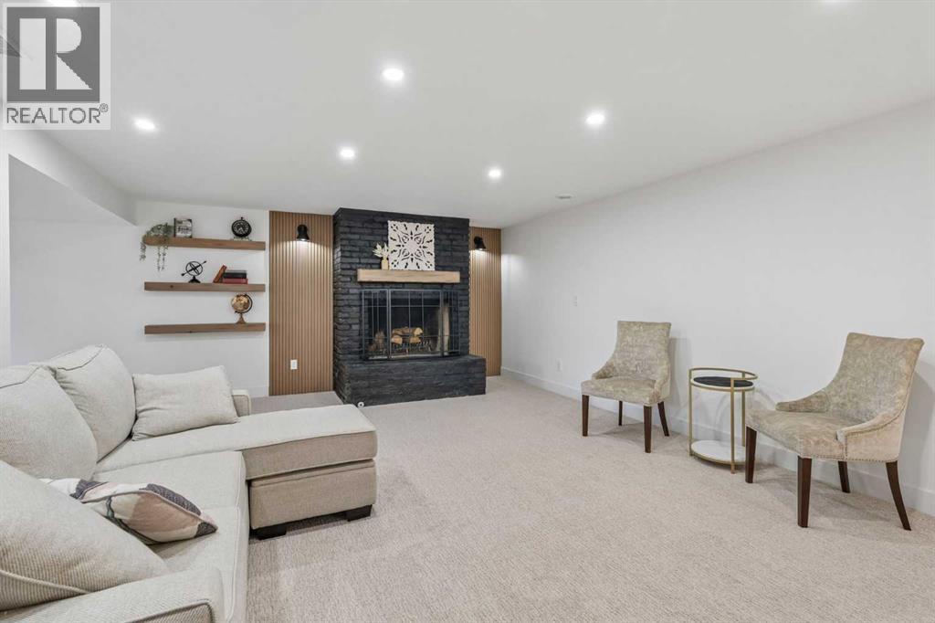 111 Canata Close Sw, Calgary, Alberta