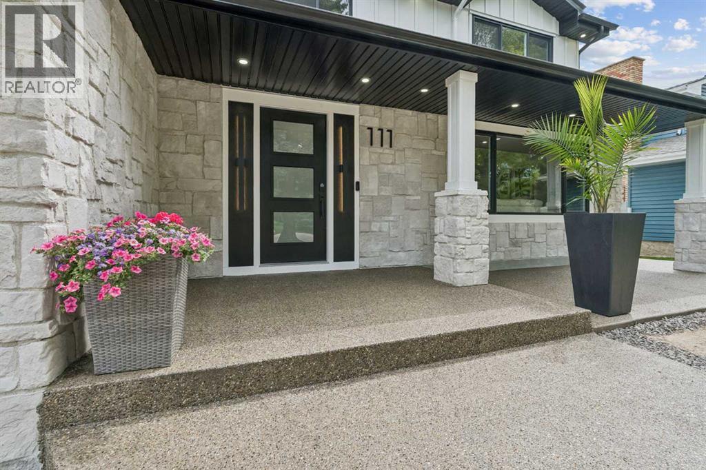 111 Canata Close Sw, Calgary, Alberta