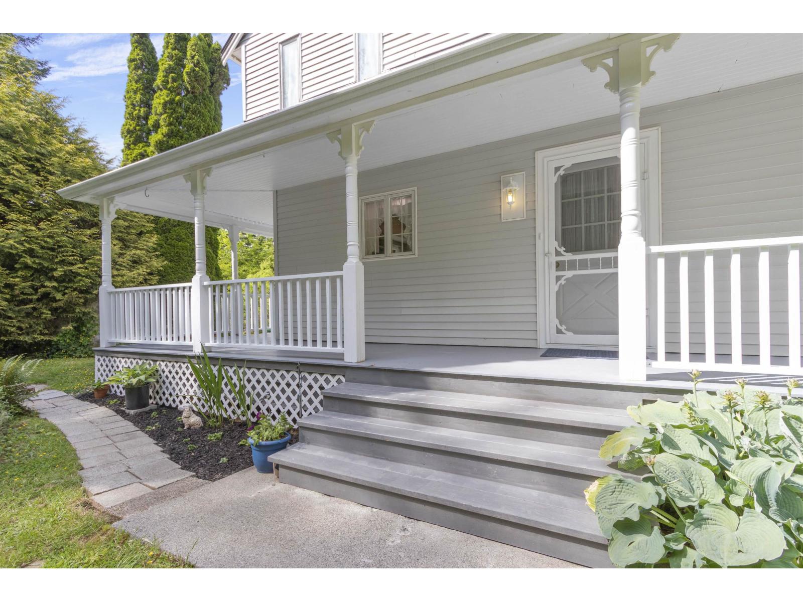 9526 Slater Street, Mission, British Columbia