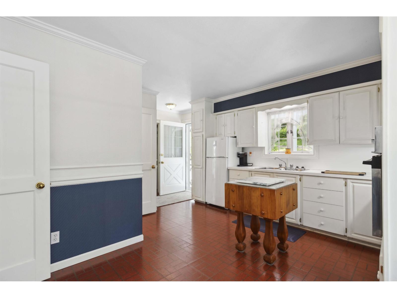 9526 Slater Street, Mission, British Columbia