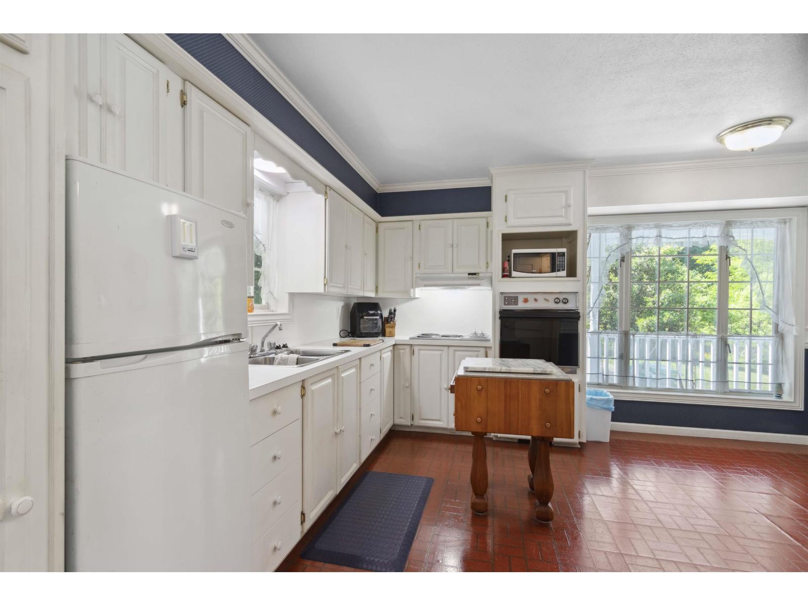 9526 Slater Street, Mission, British Columbia