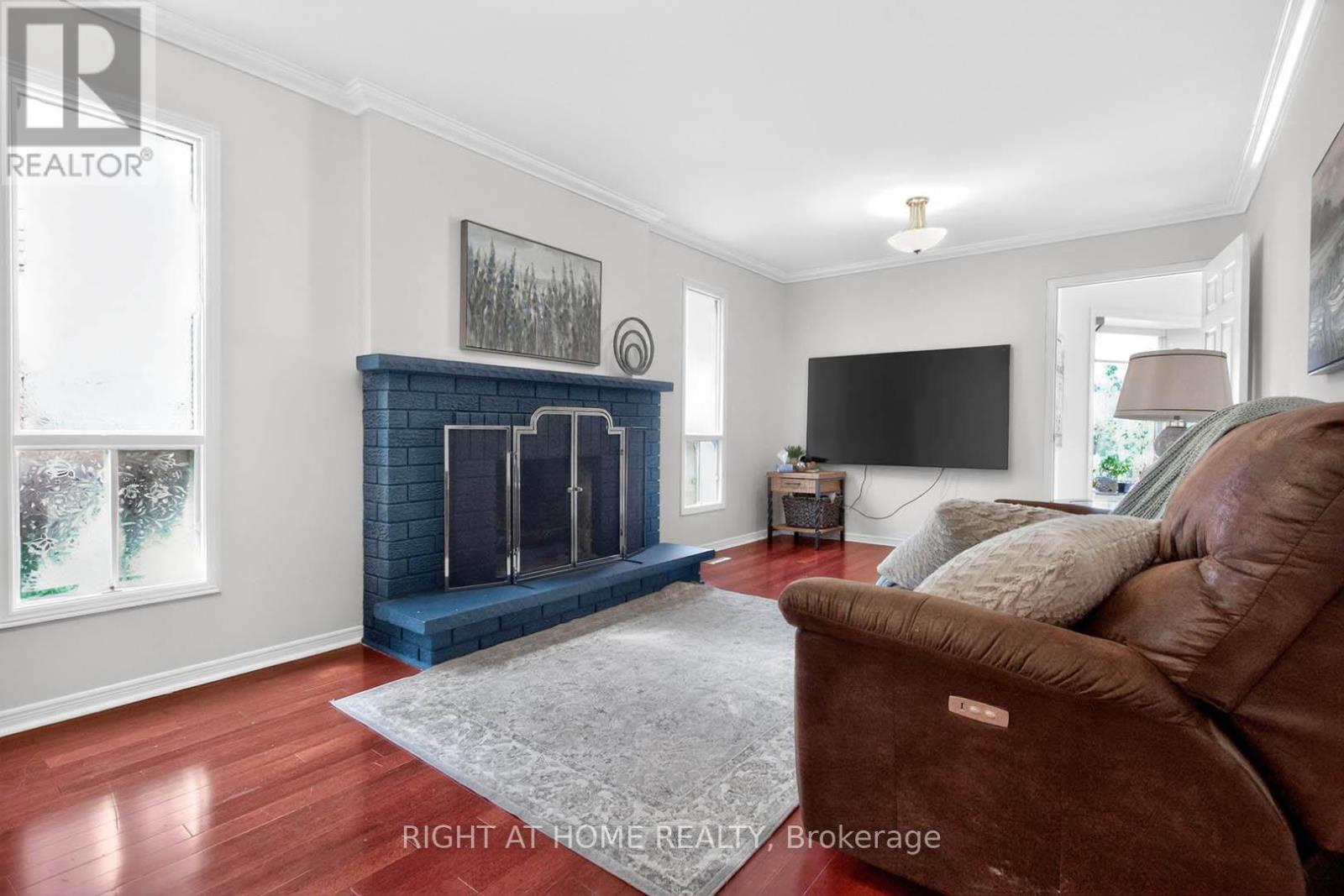 4629 Phoenix Park Crescent, Mississauga (central Erin Mills), Ontario