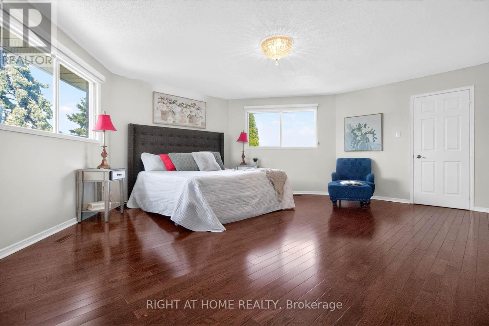 4629 Phoenix Park Crescent, Mississauga (central Erin Mills), Ontario