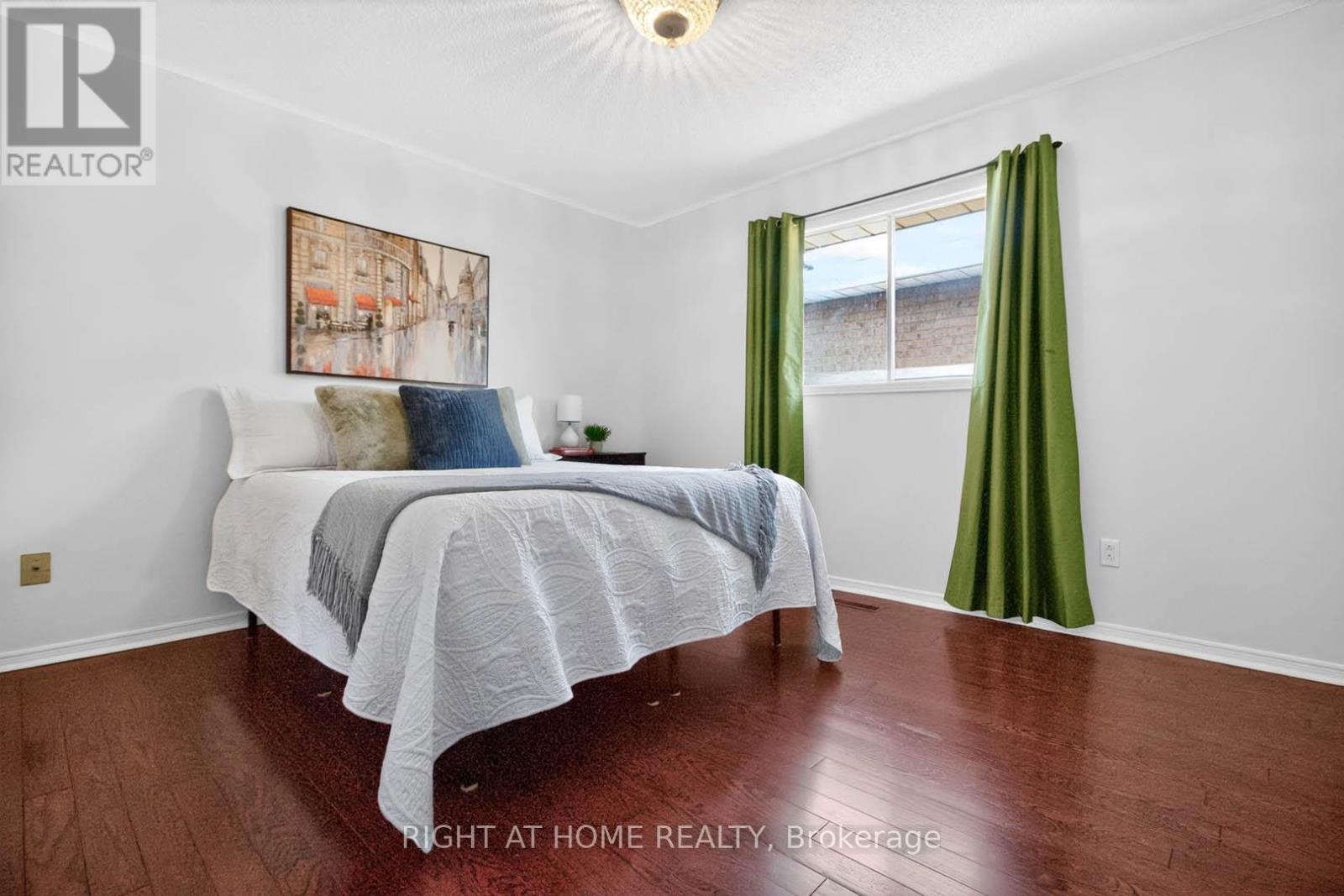 4629 Phoenix Park Crescent, Mississauga (central Erin Mills), Ontario