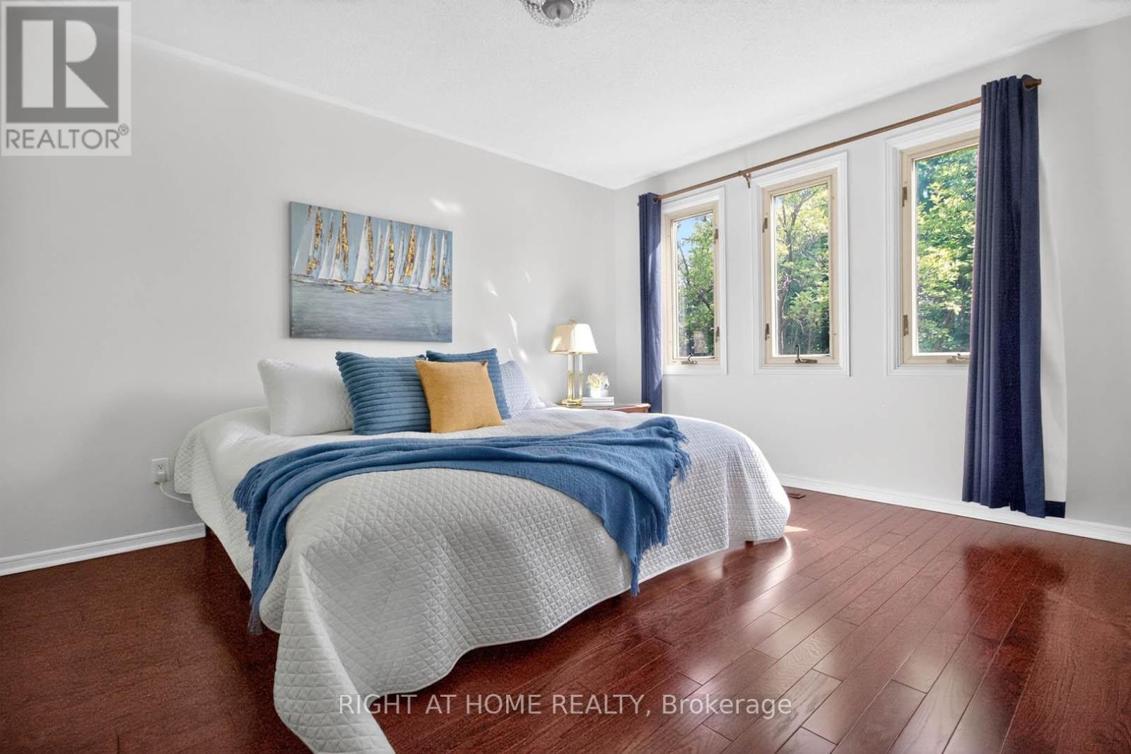 4629 Phoenix Park Crescent, Mississauga (central Erin Mills), Ontario