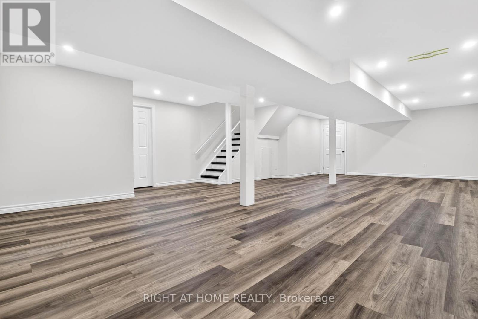 4629 Phoenix Park Crescent, Mississauga (central Erin Mills), Ontario