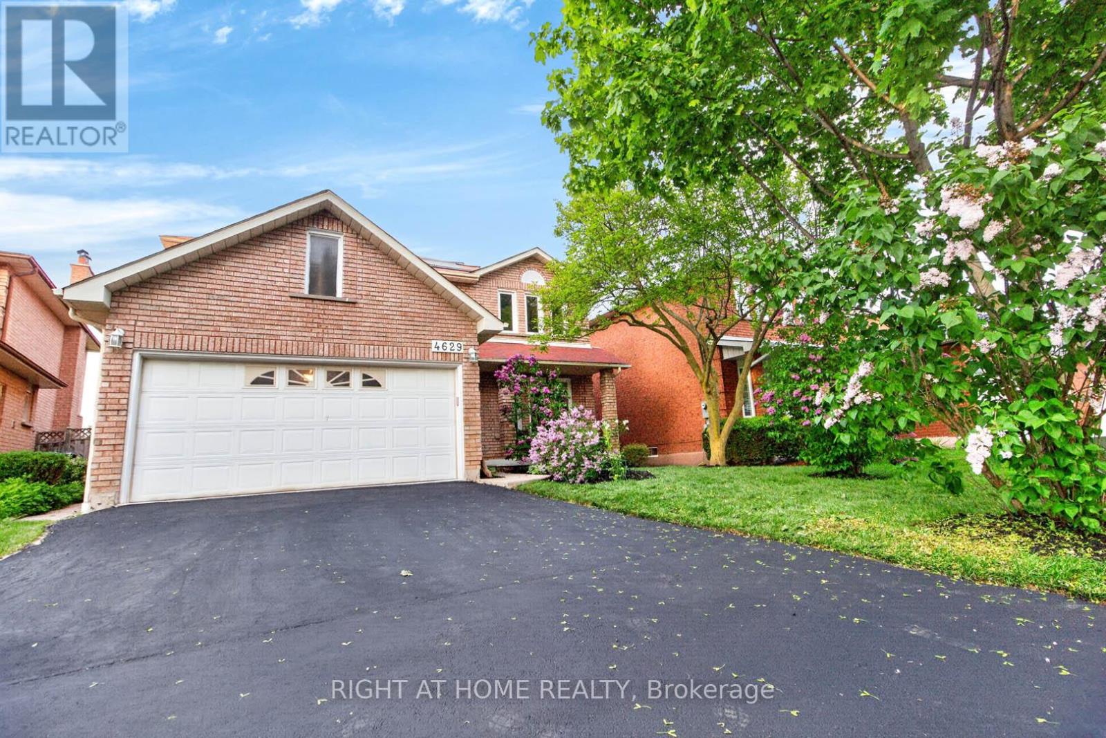 4629 Phoenix Park Crescent, Mississauga (central Erin Mills), Ontario