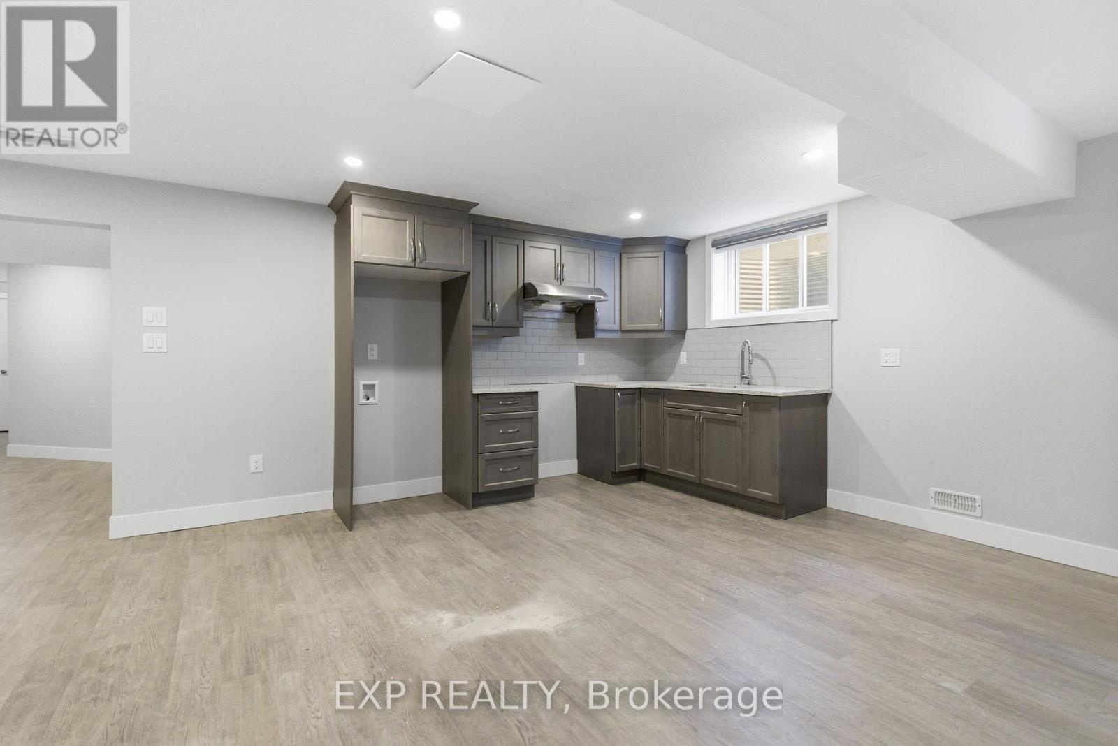2255 Constance Avenue, London South (south U), Ontario