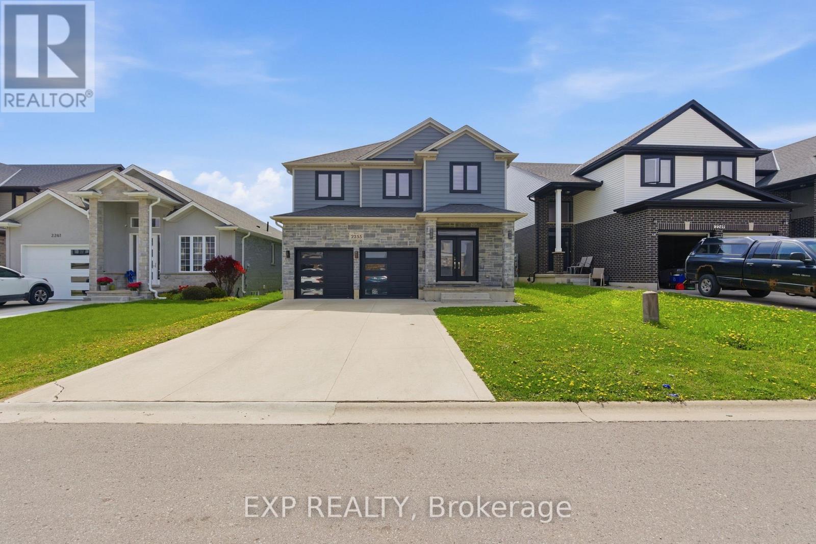 2255 Constance Avenue, London South (south U), Ontario