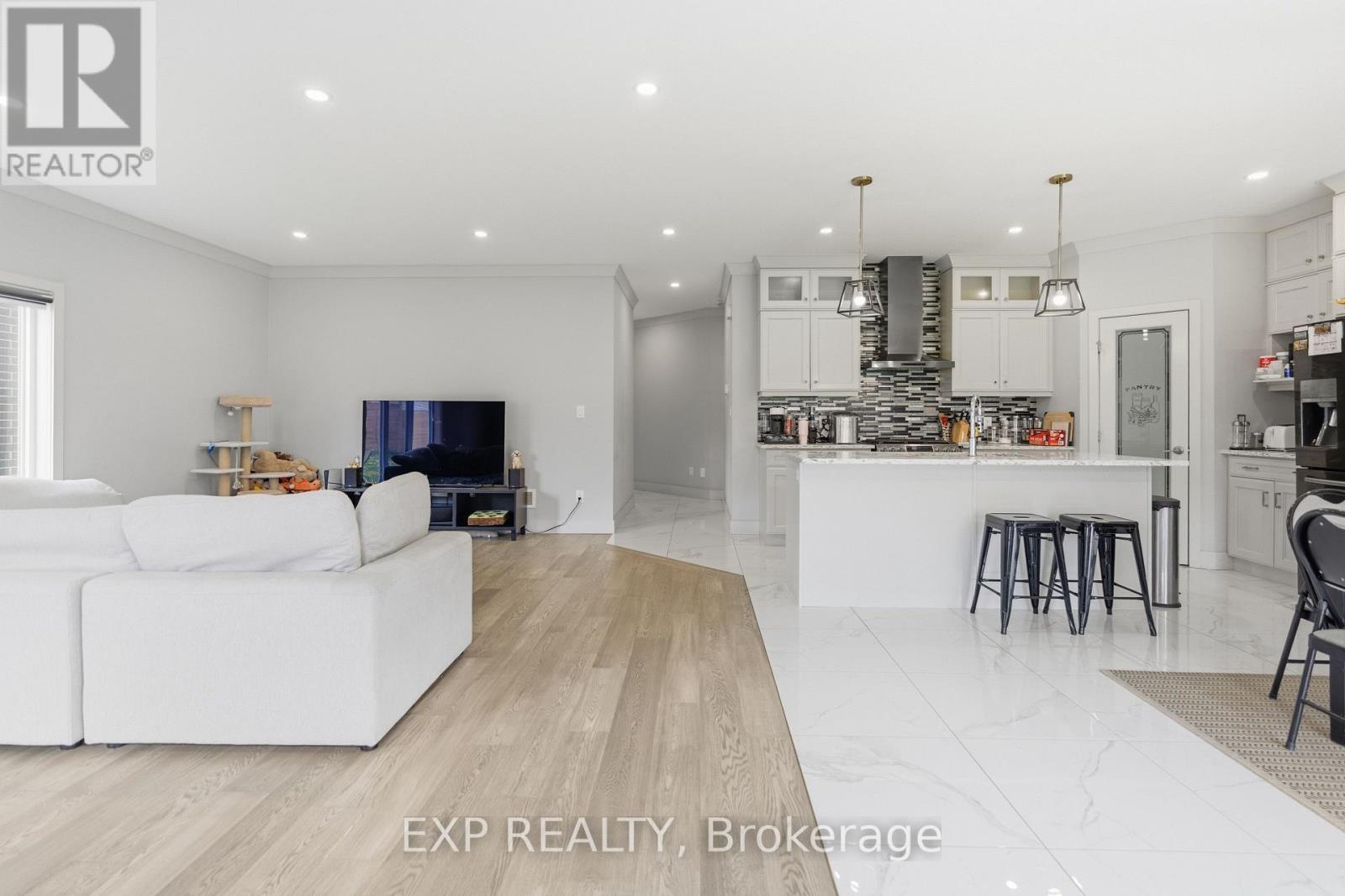 2255 Constance Avenue, London South (south U), Ontario