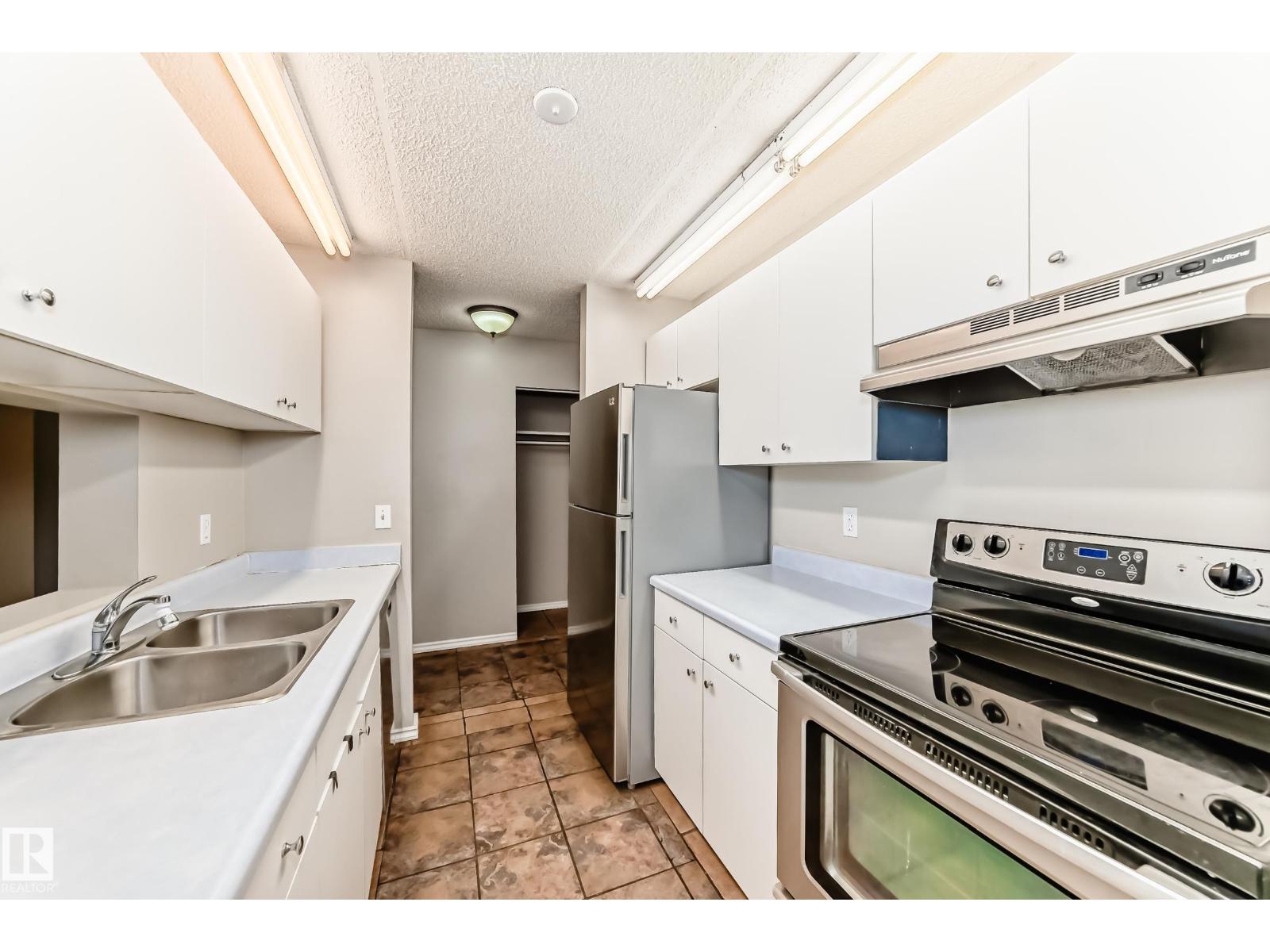 #204 2508 50 St Nw, Edmonton, Alberta