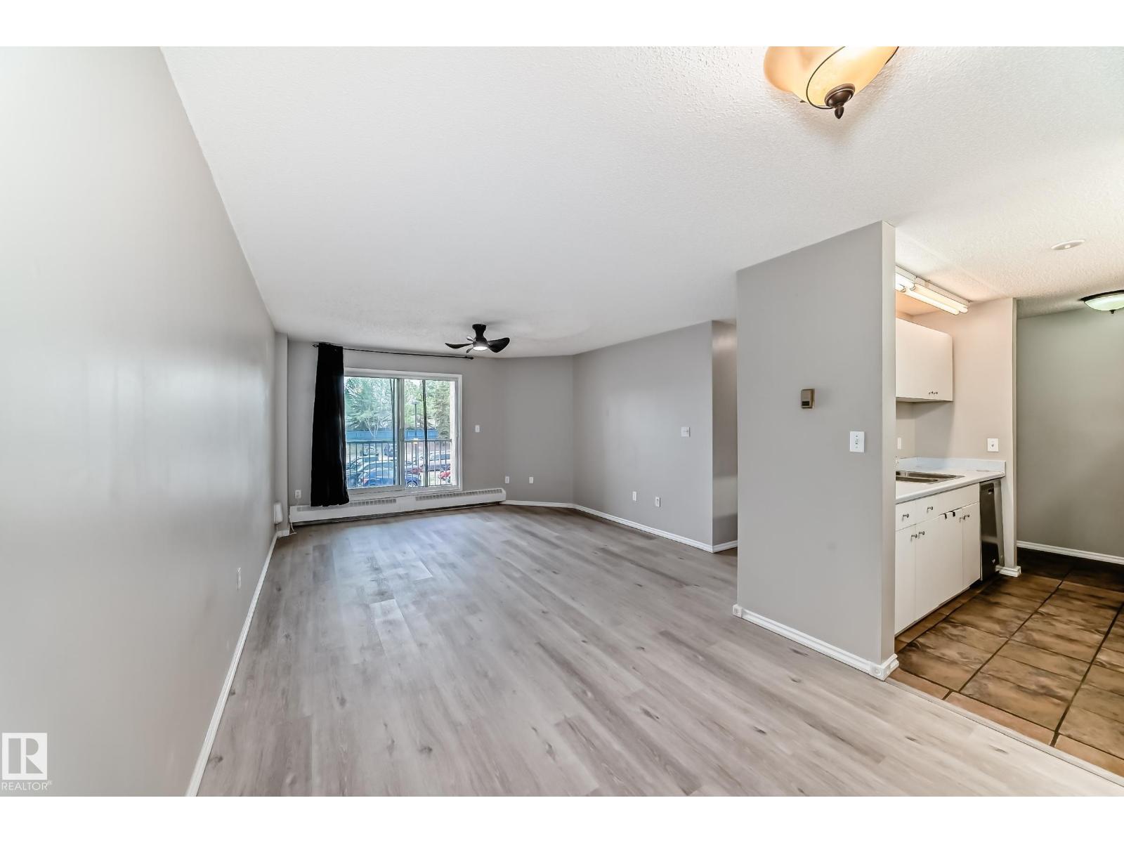#204 2508 50 St Nw, Edmonton, Alberta