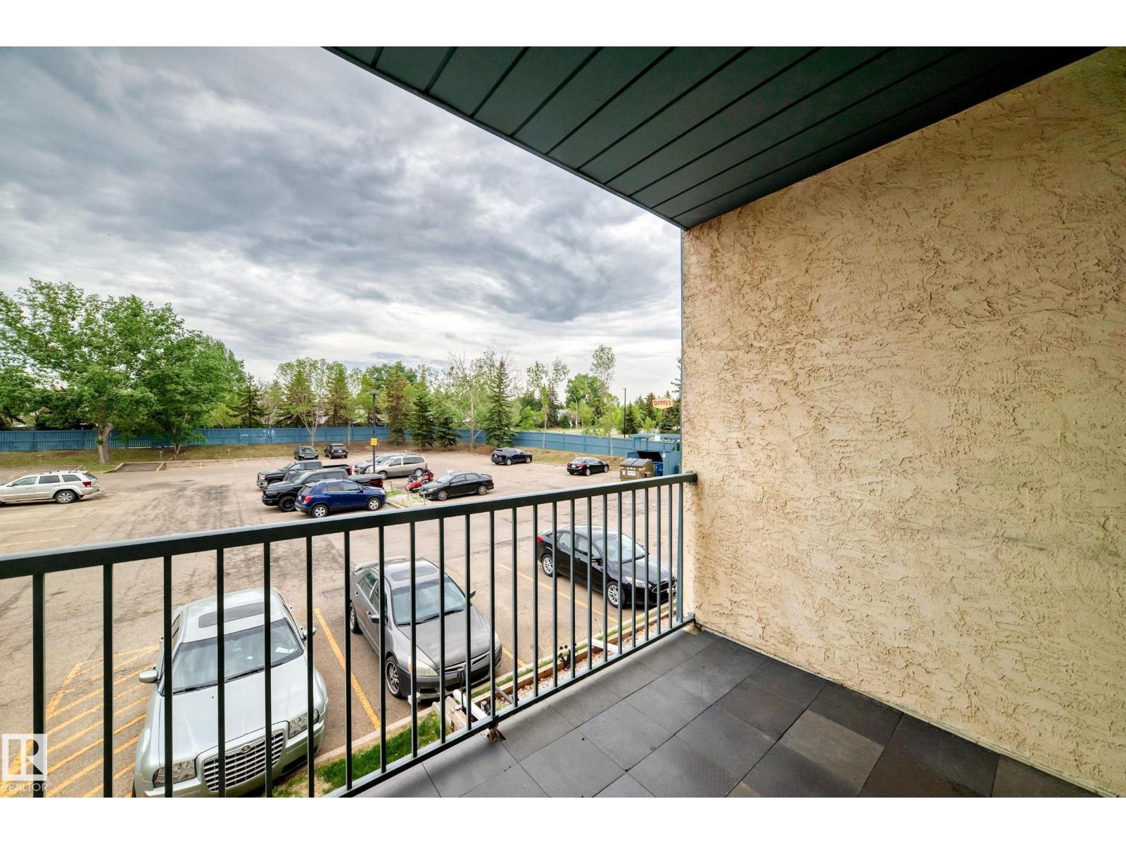#204 2508 50 St Nw, Edmonton, Alberta