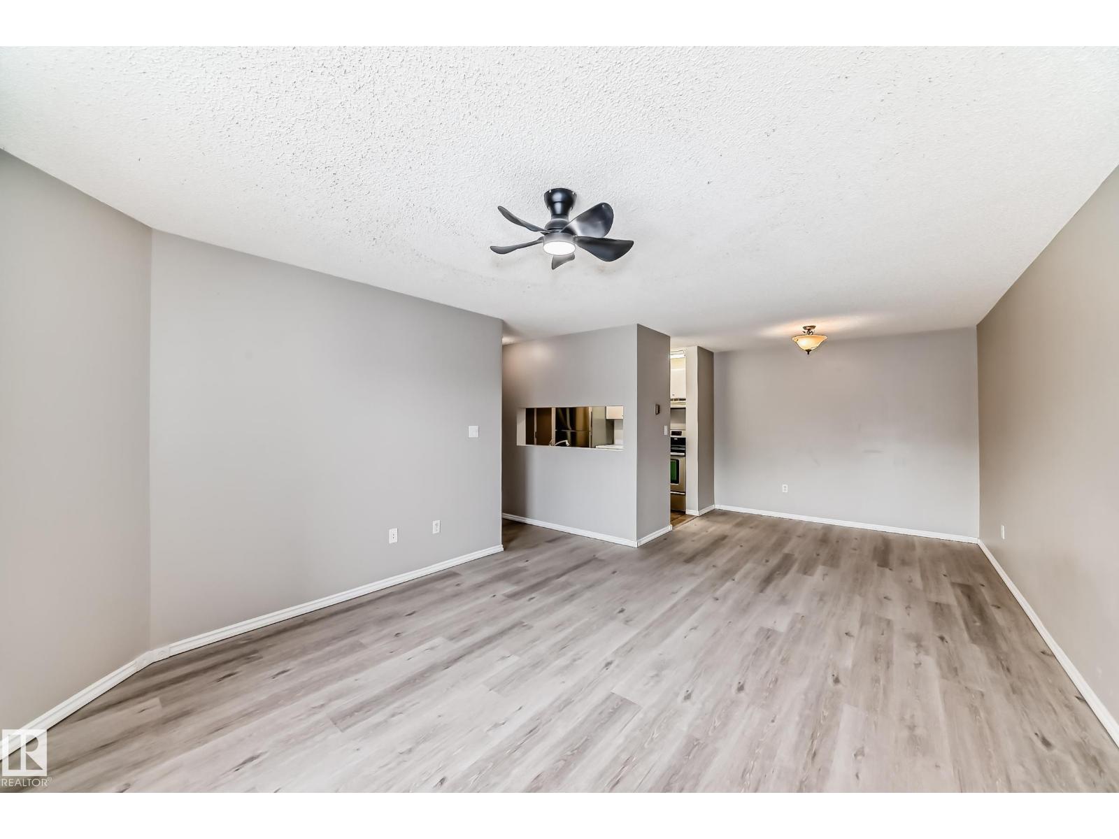 #204 2508 50 St Nw, Edmonton, Alberta