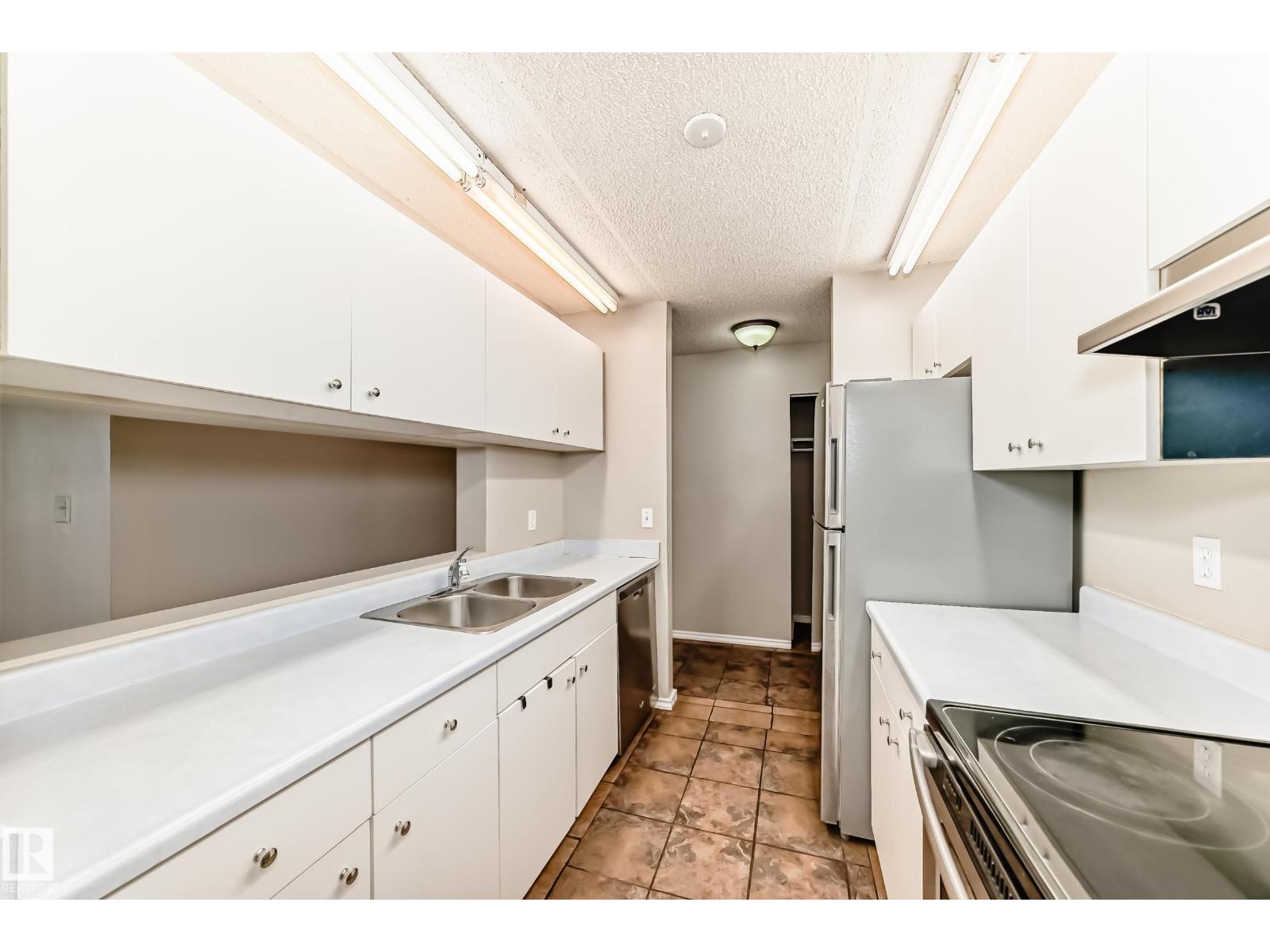 #204 2508 50 St Nw, Edmonton, Alberta