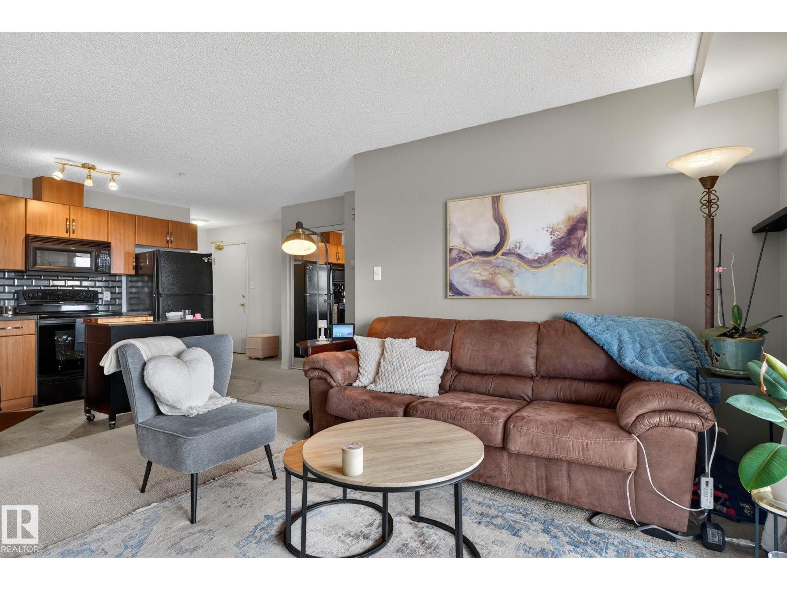 #423 2430 Guardian Rd Nw, Edmonton, Alberta